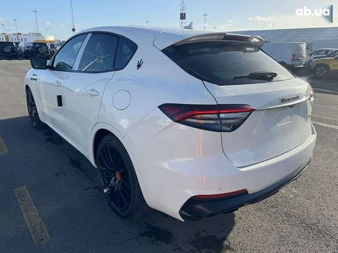 Maserati Levante 2022 - фото 7