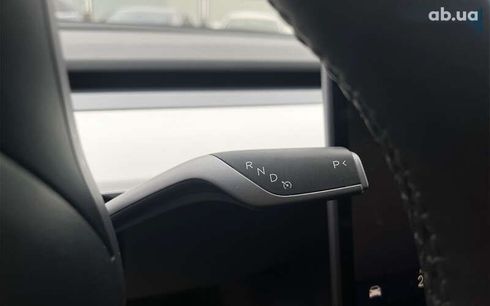 Tesla Model Y 2023 - фото 17