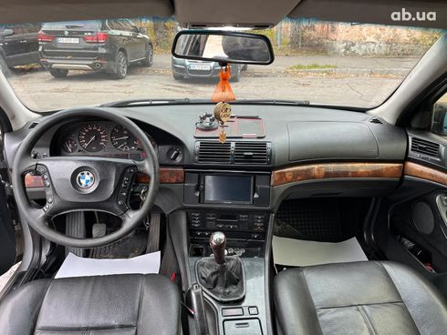 BMW 5 серия 2000 серый - фото 22