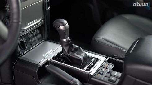 Toyota Land Cruiser Prado 2023 - фото 27