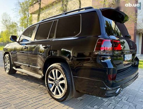 Toyota Land Cruiser 2016 - фото 20