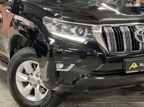 Toyota Land Cruiser Prado 2019 - фото 2