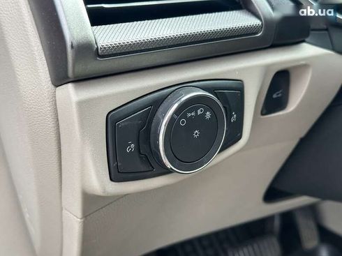 Ford Fusion 2017 - фото 18