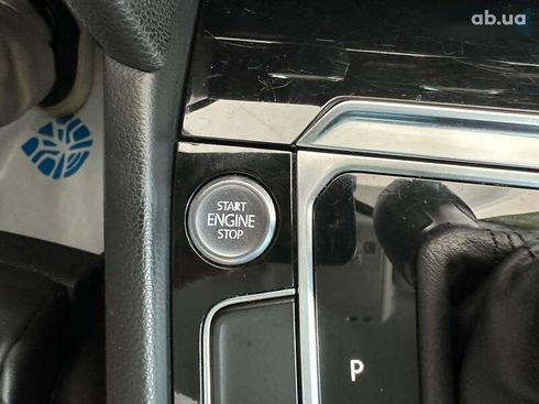 Volkswagen Passat 2019 - фото 23
