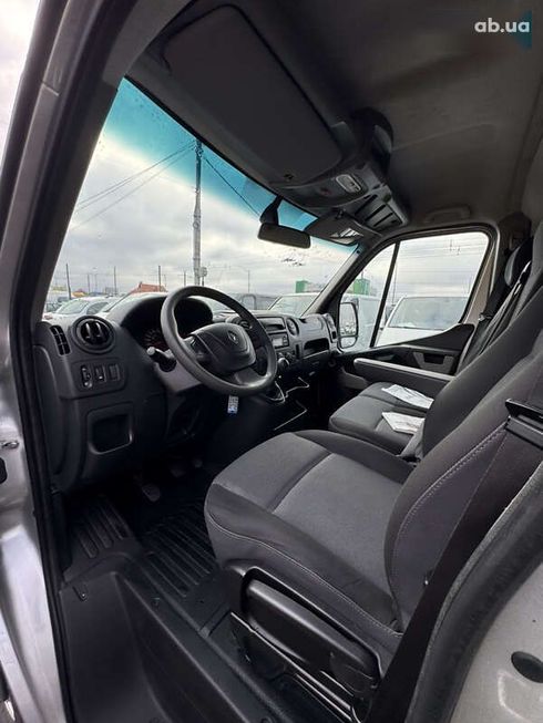 Renault Master 2018 - фото 11