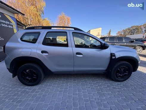 Renault Duster 2020 - фото 13