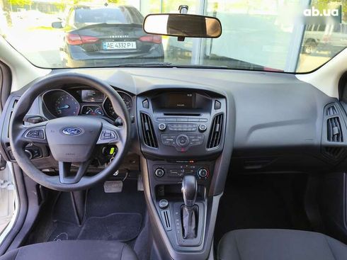 Ford Focus 2015 - фото 13
