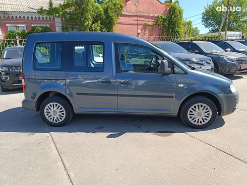 Volkswagen Caddy 2005 серый - фото 7