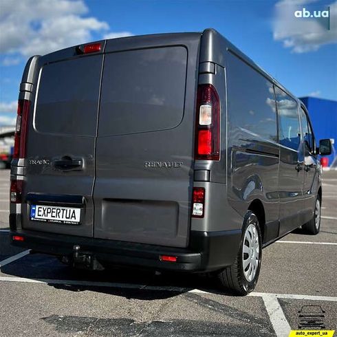 Renault Trafic 2019 - фото 3