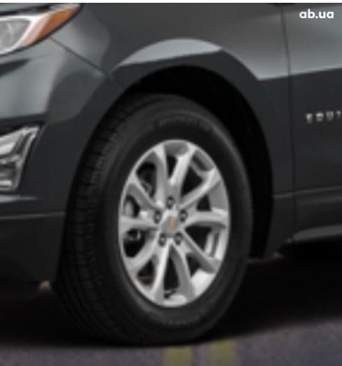 Chevrolet Equinox 2019 серый - фото 8