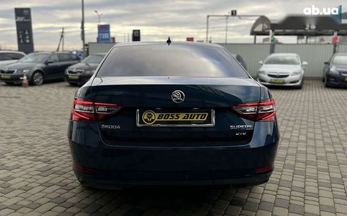 Skoda Superb 2016 - фото 6