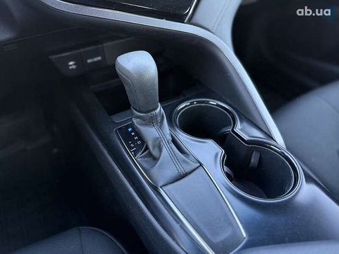 Toyota Camry 2019 - фото 24