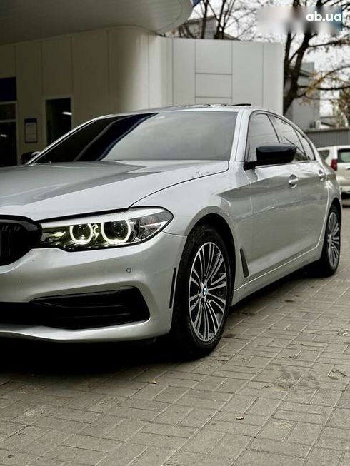 BMW 5 серия 2019 - фото 5