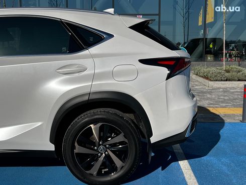 Lexus NX 2020 белый - фото 20