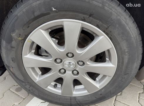 Toyota Camry 2006 золотистый - фото 7