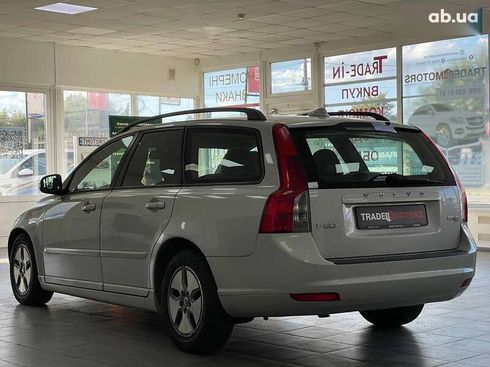 Volvo V50 2010 - фото 9