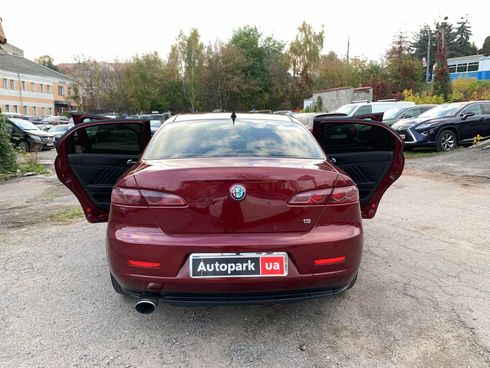 Alfa Romeo 159 2005 красный - фото 15