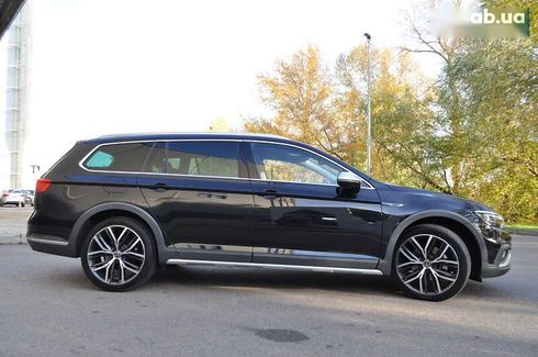 Volkswagen passat alltrack 2022 - фото 8