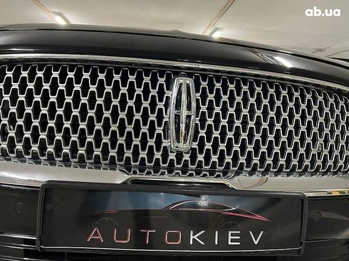 Lincoln Continental 2018 - фото 17