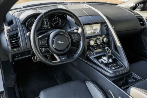 Jaguar F-Type 2018 белый - фото 11