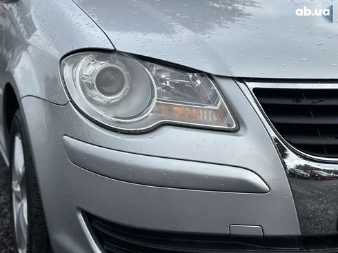 Volkswagen Touran 2007 - фото 11