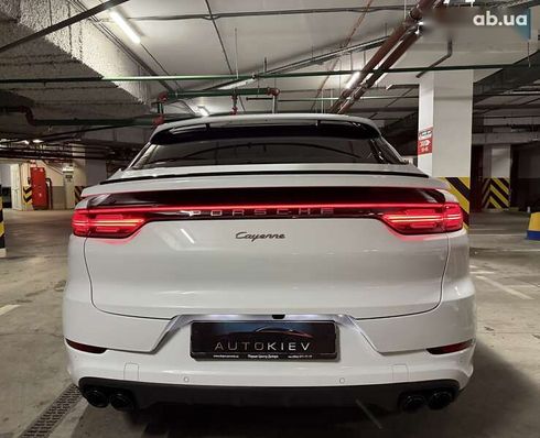 Porsche Cayenne Coupe 2019 - фото 13