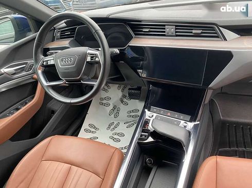 Audi E-Tron 2022 - фото 12