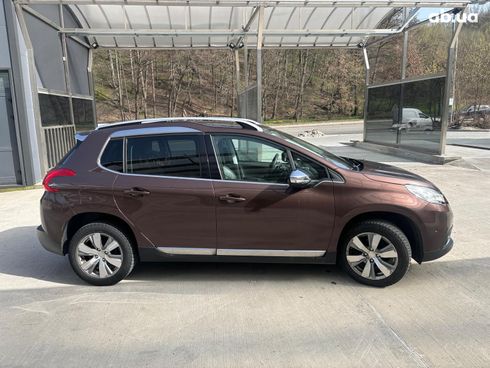 Peugeot 2008 2015 коричневый - фото 6