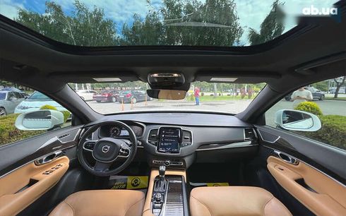 Volvo XC90 2017 - фото 13