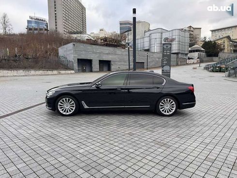 BMW 7 серия 2017 - фото 4