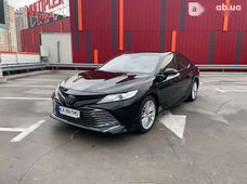 Продаж вживаних Toyota Camry 2020 року в Києві - купити на Автобазарі