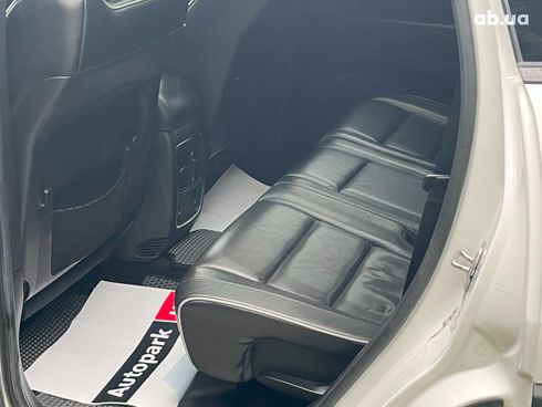 Jeep Grand Cherokee 2012 белый - фото 43