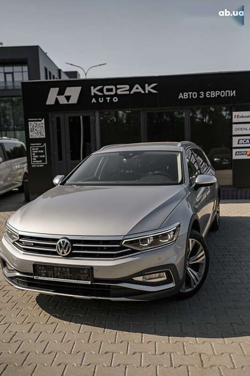 Volkswagen passat alltrack 2020 - фото 4