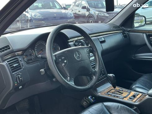 Mercedes-Benz E-Класс 2001 черный - фото 15
