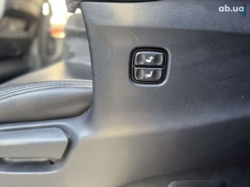 Toyota Alphard 2010 - фото 28