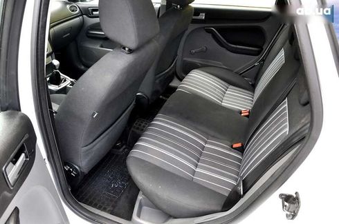 Ford Focus 2010 - фото 17