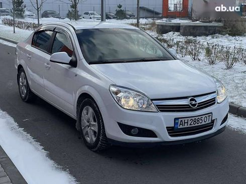 Opel Astra 2012 - фото 7