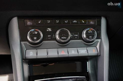 Skoda Karoq 2020 - фото 30