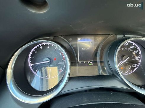 Toyota Camry 2017 - фото 16