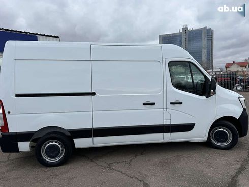 Renault Master 2021 - фото 24
