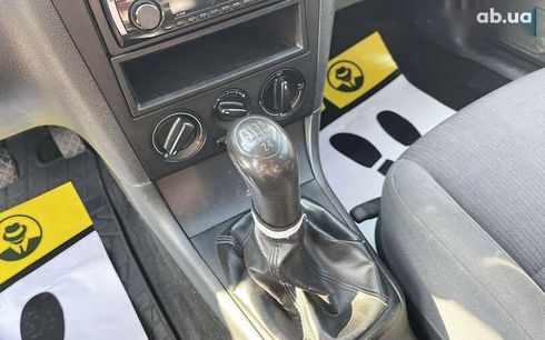 Skoda Octavia 2010 - фото 17