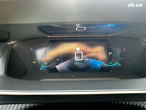 Peugeot 2008 2020 оранжевый - фото 29