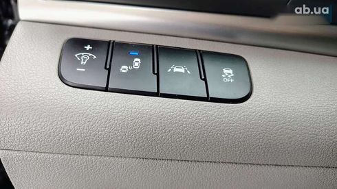 Hyundai Elantra 2020 - фото 14