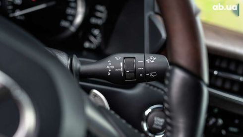 Lexus LX 2017 - фото 23