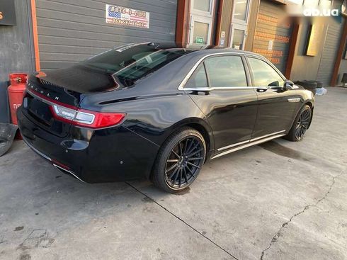 Lincoln Continental 2017 - фото 5