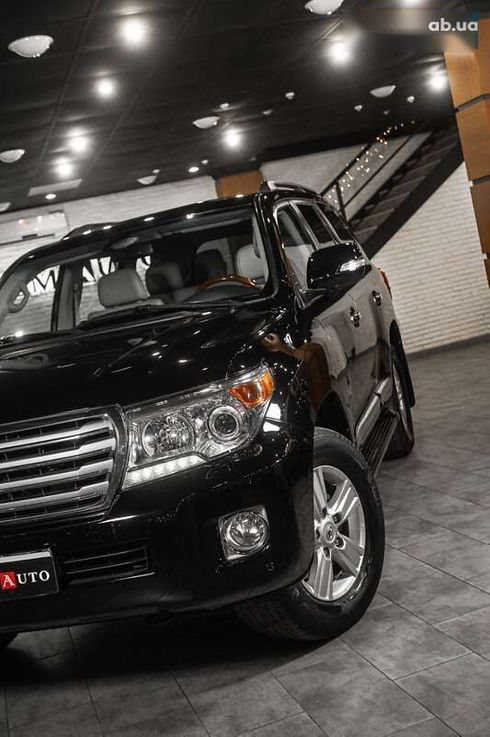 Toyota Land Cruiser 2012 - фото 5