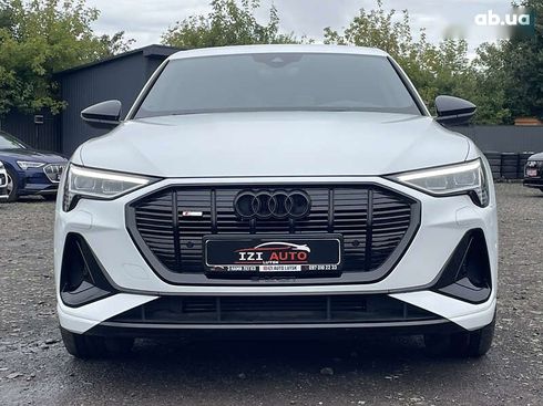 Audi E-Tron 2022 - фото 2