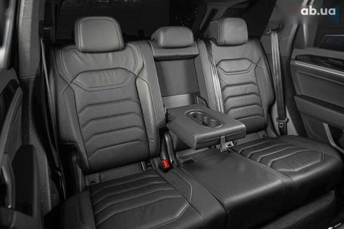 Volkswagen Touareg 2019 - фото 2