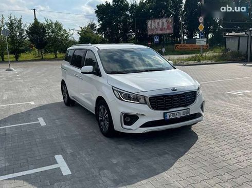 Kia Carnival 2019 - фото 3