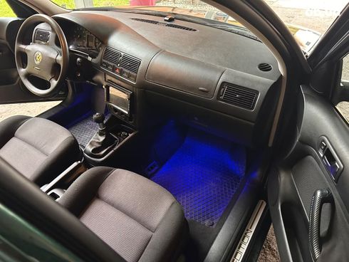 Volkswagen Golf 2004 зеленый - фото 4